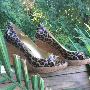 GUESS cheetah leopard cork wedges sz 9